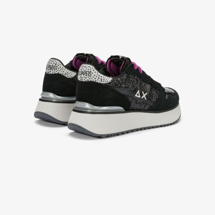 BLACK 11