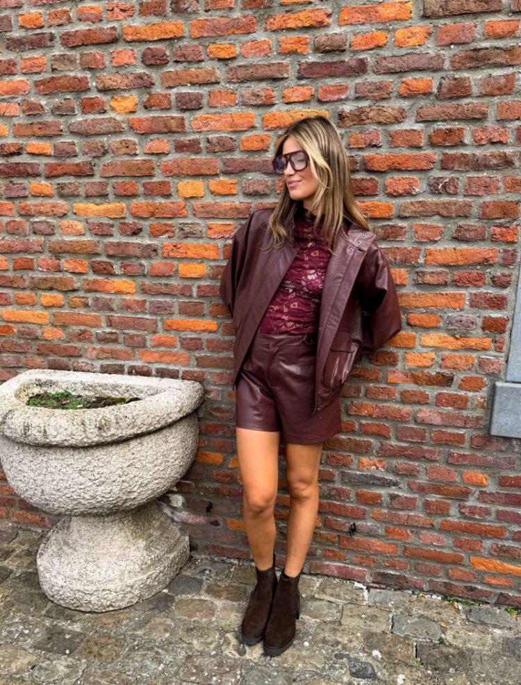 ONLJULIA FAUX LEATHER SHORTS O 199749 Rum Rais